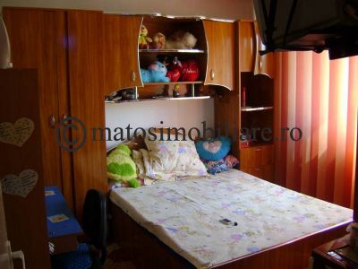 Vand apartament 3 camere Campina