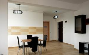 Ofer spre vanzare apartamente de 2 camere bloc nou