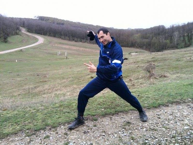 +40768358807 Caut fata cu varsta intre 18 - 28 ani pentru casatorie sau relatie de lunga durata stab