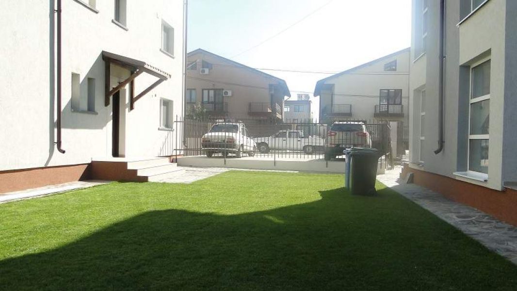 Vand 4 camere Militari          