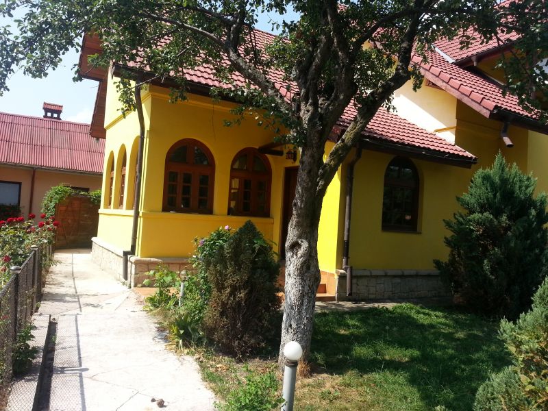 Vila,pensiune turistica dotari lux, statiunea Targu Ocna