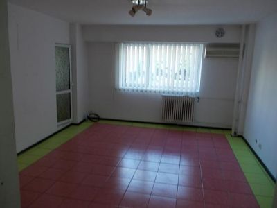 Unirii - APARTAMENT IN BLOC - 3 CAMERE