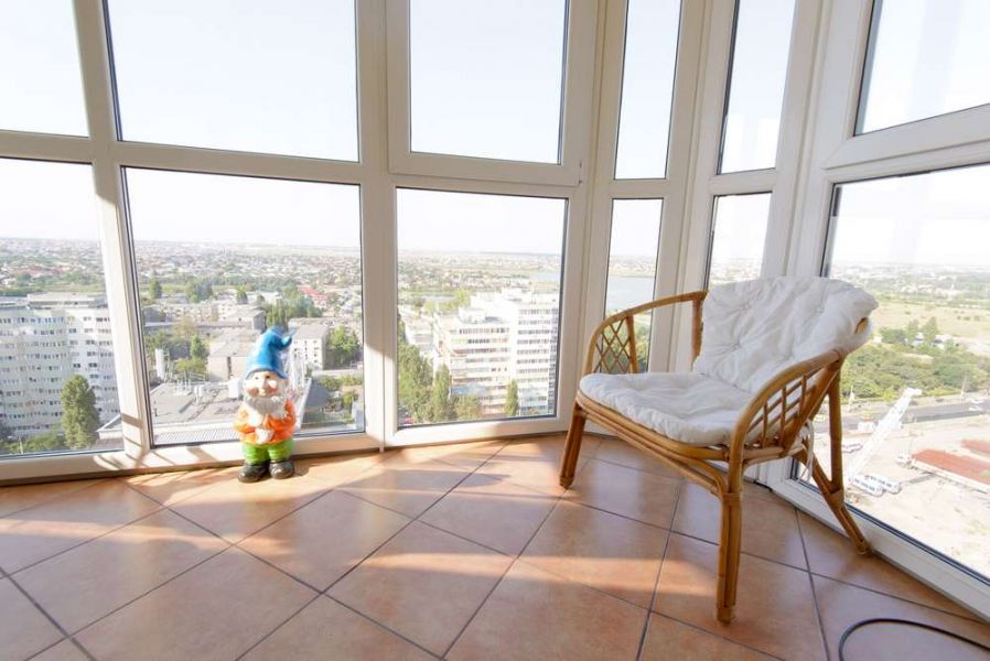 Proprietar vand apartament 3 camere 80 mp, langa Cora Pantelimon, cu panorama