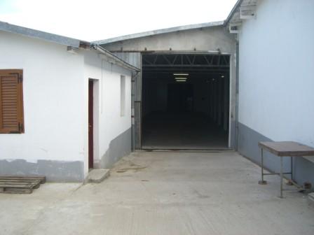 Inchiriez hala zidarie 600 mp sector 3 Bucuresti