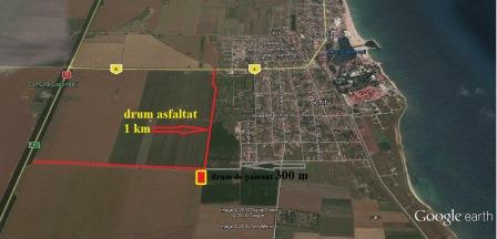 Costinesti, lipit de intravilan, drum asfaltat