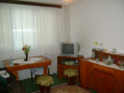 De vanzare: 4 camere - Apusului