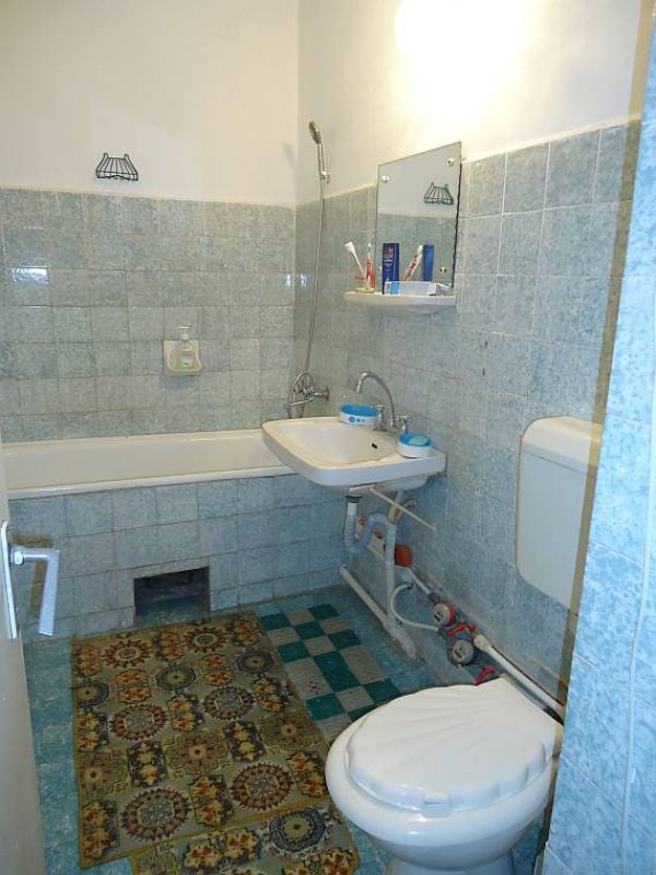 Proprietar, vand apartament cu 2 camere in zona Casa de Cultura