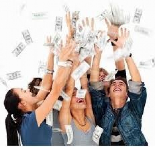 Investitii si de �mprumut �ntre oferta individual