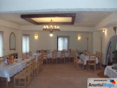 Restaurant Umbra Ardealului mese festive 