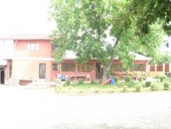 DE VANZARE casa p+1, Ghimpati