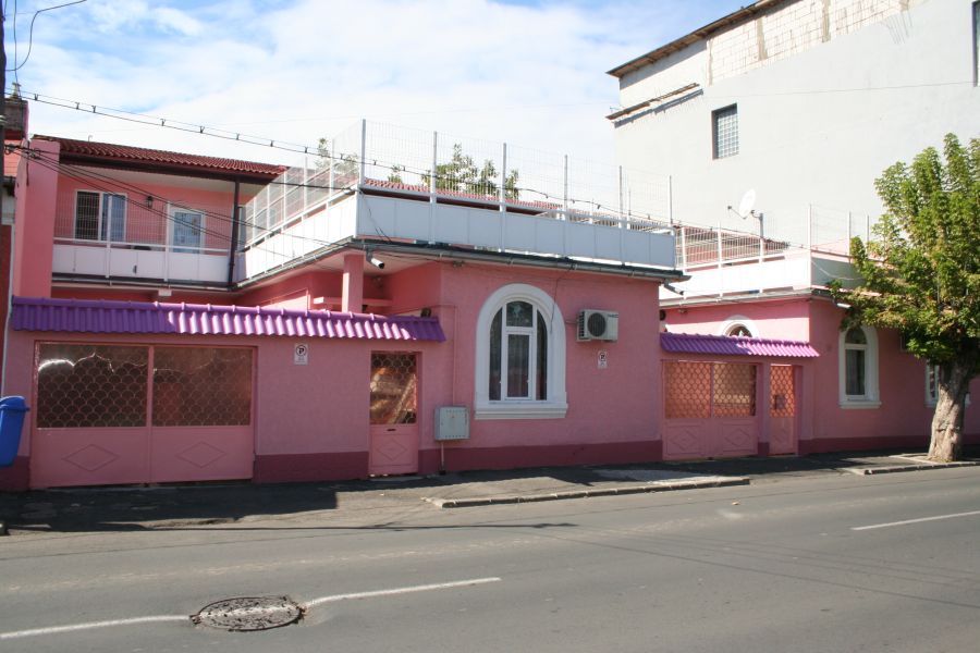 Casa de vanzare