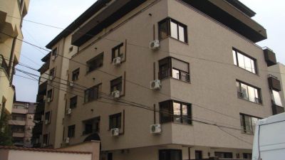 1 Mai - APARTAMENT IN BLOC - 4 CAMERE