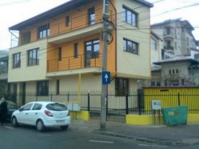 Inchiriez Vila 6 camere Domenii  