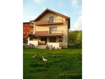 De vanzare vila 7 camere - zona Cernica
