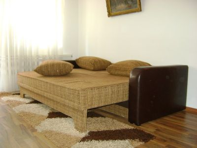 Inchiriez apartament 3 camere Campina