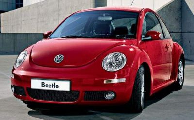 biele volkswagen beatle