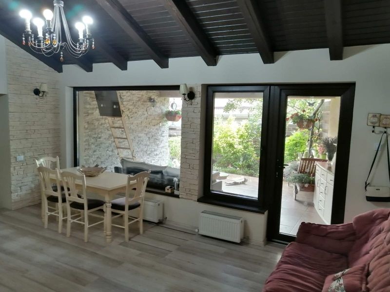 Casa noua la cheie,mobilata, locatie excelenta