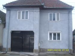 DE VANZARE, Casa cu etaj, loc Avrig (Sibiu) 