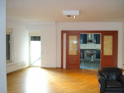 Floreasca - APARTAMENT IN BLOC - 3 CAMERE