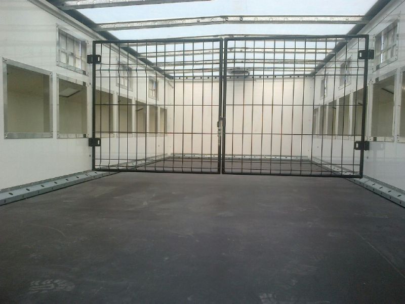 Efectuez transport de animale vii la orice ora 