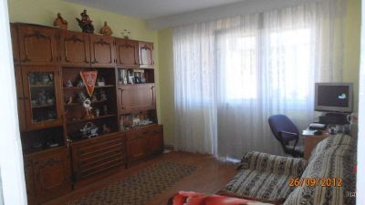 Apartament 2 camere etaj 3 Martir Horea 26900 euro!
