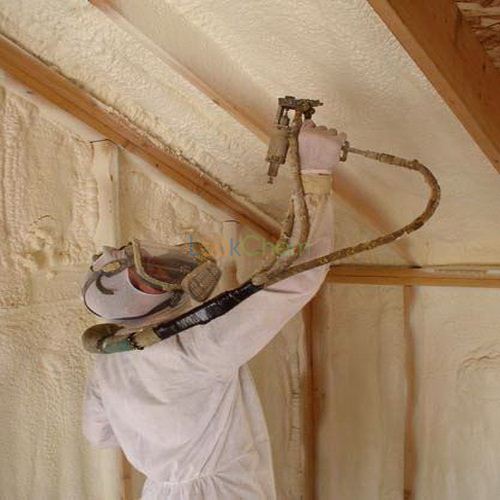 Executăm Servicii Profesionale de Izolații cu Spumă Poliuretanică