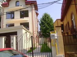 DE INCHIRIAT VILA NOUA P+1+M ZONA COTROCENI, 
