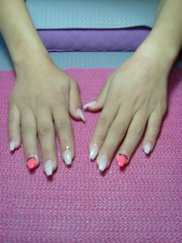 Unghii false cu gel