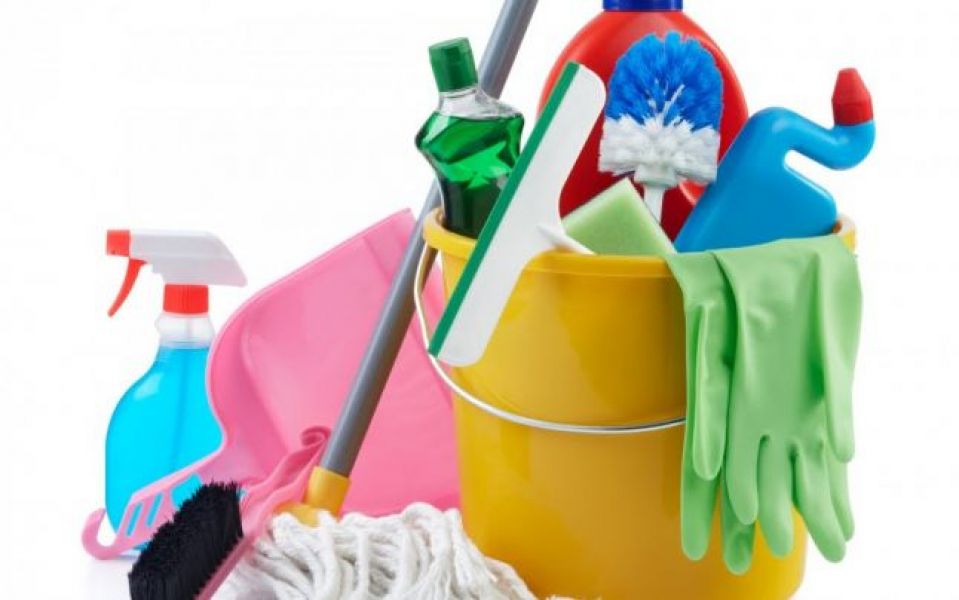 Servicii de curatenie in Scari de Bloc