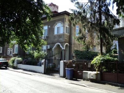 Vand Apartament elegant in vila de epoca 