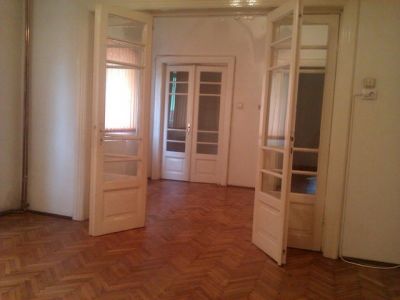 inchiriere apartament Vatra Luminoasa