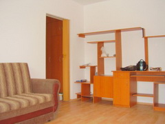 Particular vand apartament 2 camere, et. 3/9, bloc reabilitat termic.