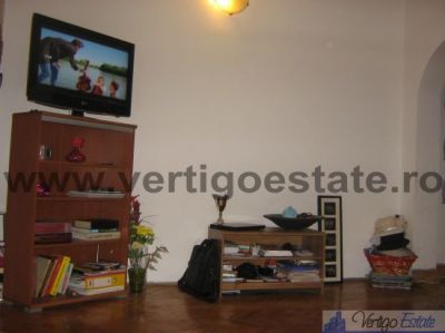 Vand apartamet 2 camere