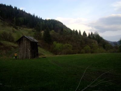 vand teren in zona turistica