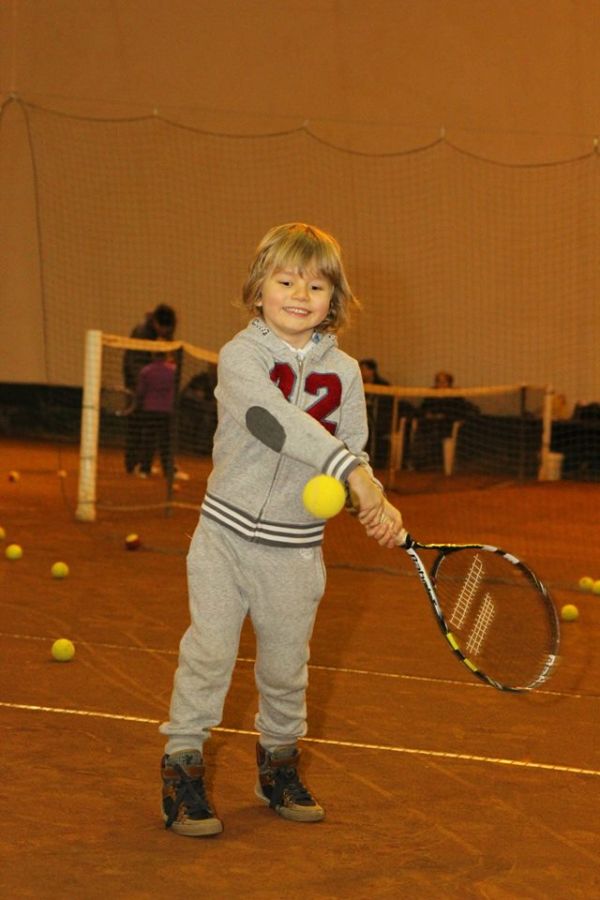 Scoala de tenis