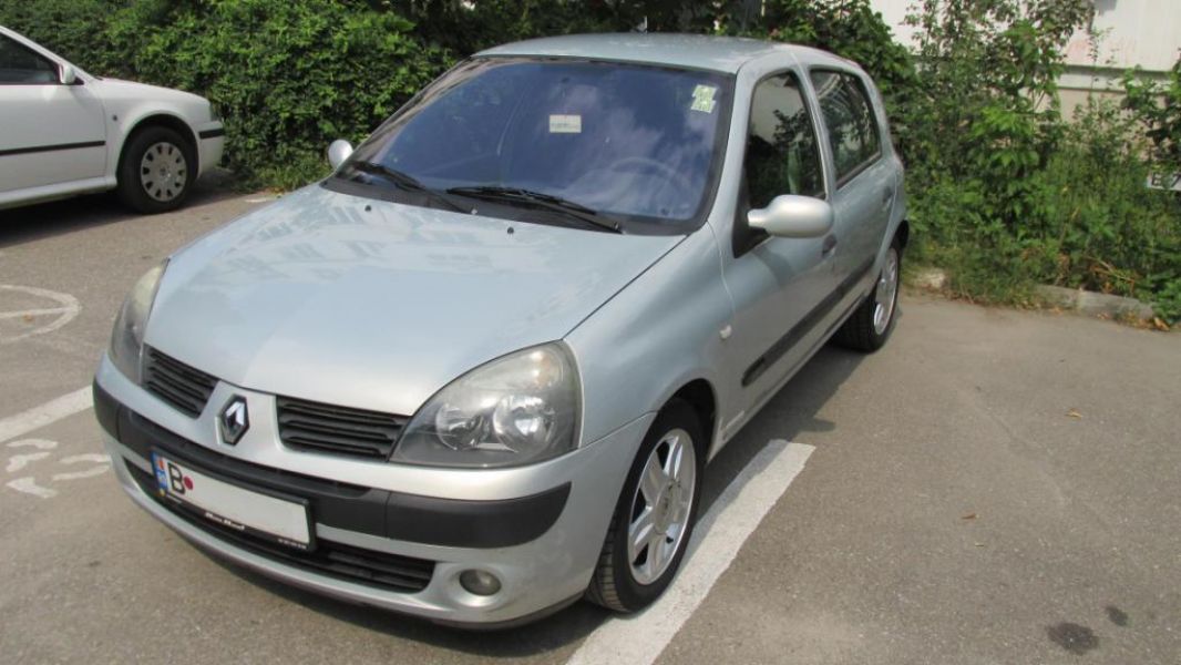 Vand Renault Clio Extreme 1,5 dci, fabricatie 2004