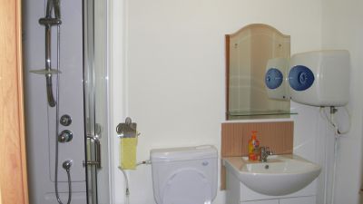 INCHIRIEZ SPATIU COMERCIAL (SALON , CABINET)