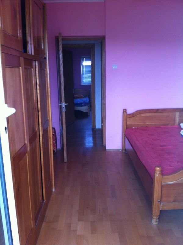 Inchiriez apart 3 camere, Constanta, Faleza Nord,per.15sept-15iulie