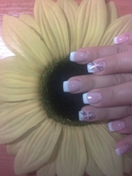 APLIC UNGHII FALSE CU GEL CONSTANTA