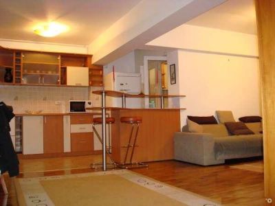 Unirii - APARTAMENT IN BLOC - 2 CAMERE