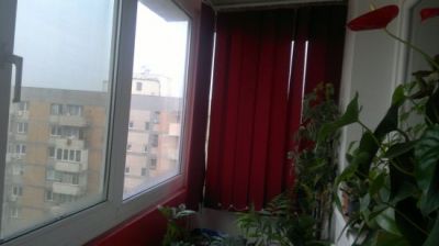 Propietar vind apart 2 camere, Titan-Posta