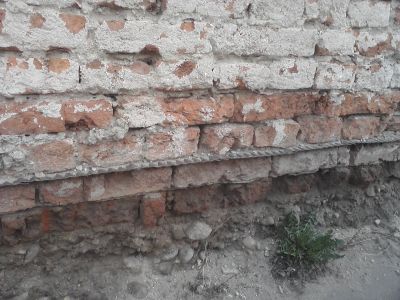 eliminam definitiv umiditatea din pereti la case vechi