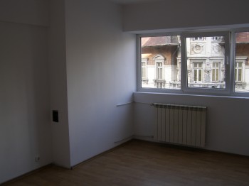Ultracentral-ocazie! vanzare ap 4 camere
