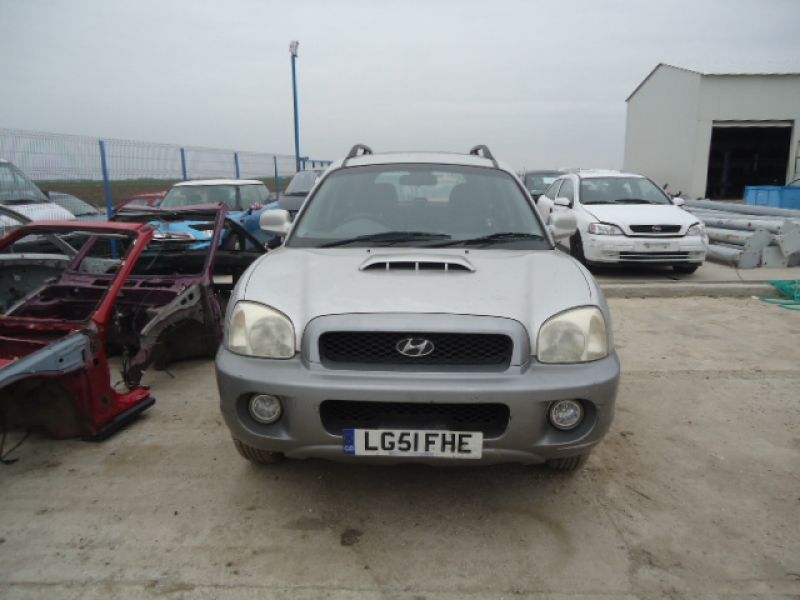  Dezmembrari Hyundai Santa Fe