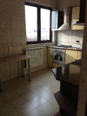 Particular inchiriez vila noua lux, 3 nivele, 300mp, utilata 