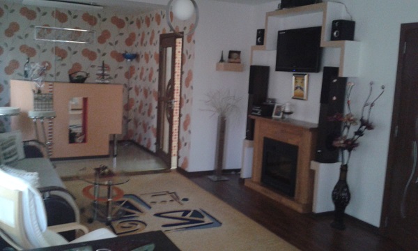 Vand casa in comuna Berceni,particular