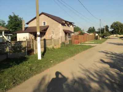 DE VANZARE, Teren intravilan, 1500 mp, deschidere 20m, Afumati, Petrachioaia