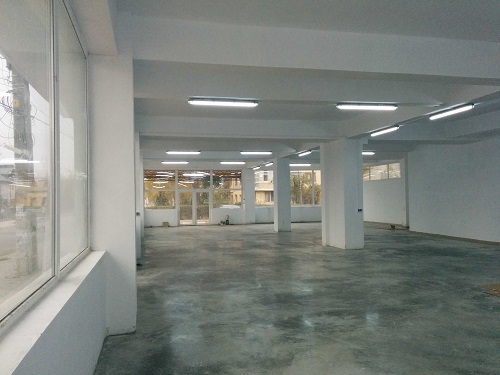 Inchiriez spatiu comercial