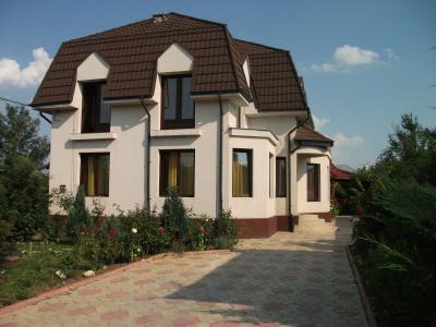 Casa de vanzare cu mansarda Targoviste Dambovita