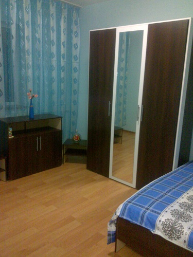 Inchiriez apartament 3 camere Berceni-Obregia